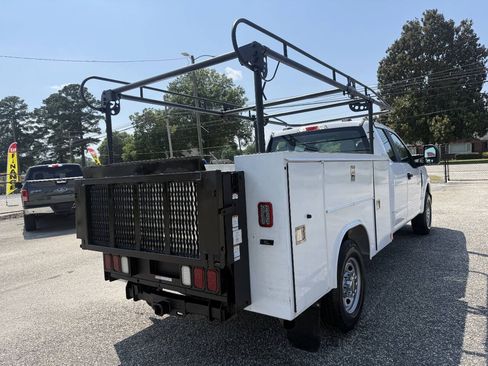 Used 2021 Ford F250 XL w/ Power Equipment Group RWD image 12