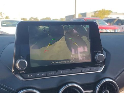 Certified 2025 Nissan Sentra SV w/ Trunk Package image 27