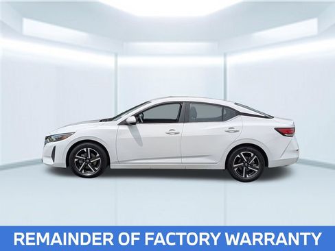 Used 2025 Nissan Sentra SV FWD image 2