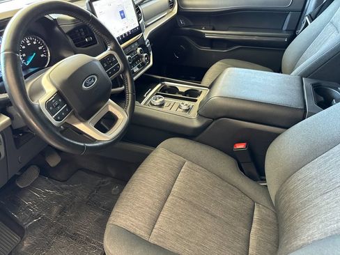 Used 2022 Ford Expedition XLT AWD/4WD image 9