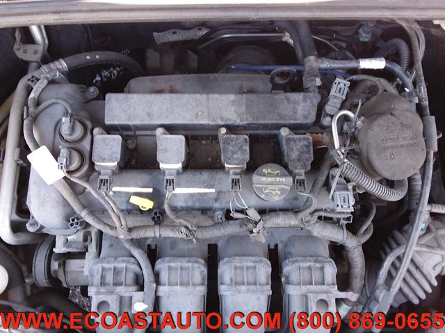 Used 2012 Ford Focus SE w/ SE Winter Pkg FWD image 4