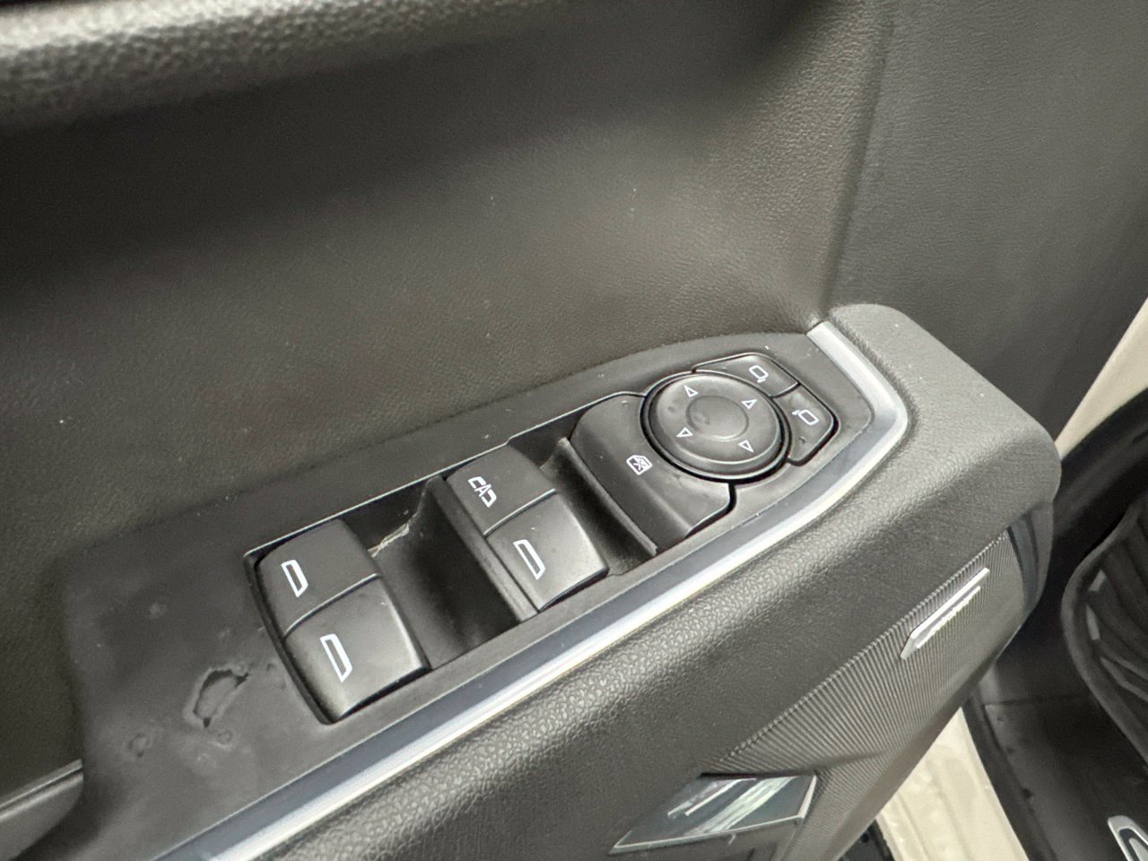 Used 2026 Chevrolet Silverado 1500 RST w/ Convenience Package II AWD/4WD image 37