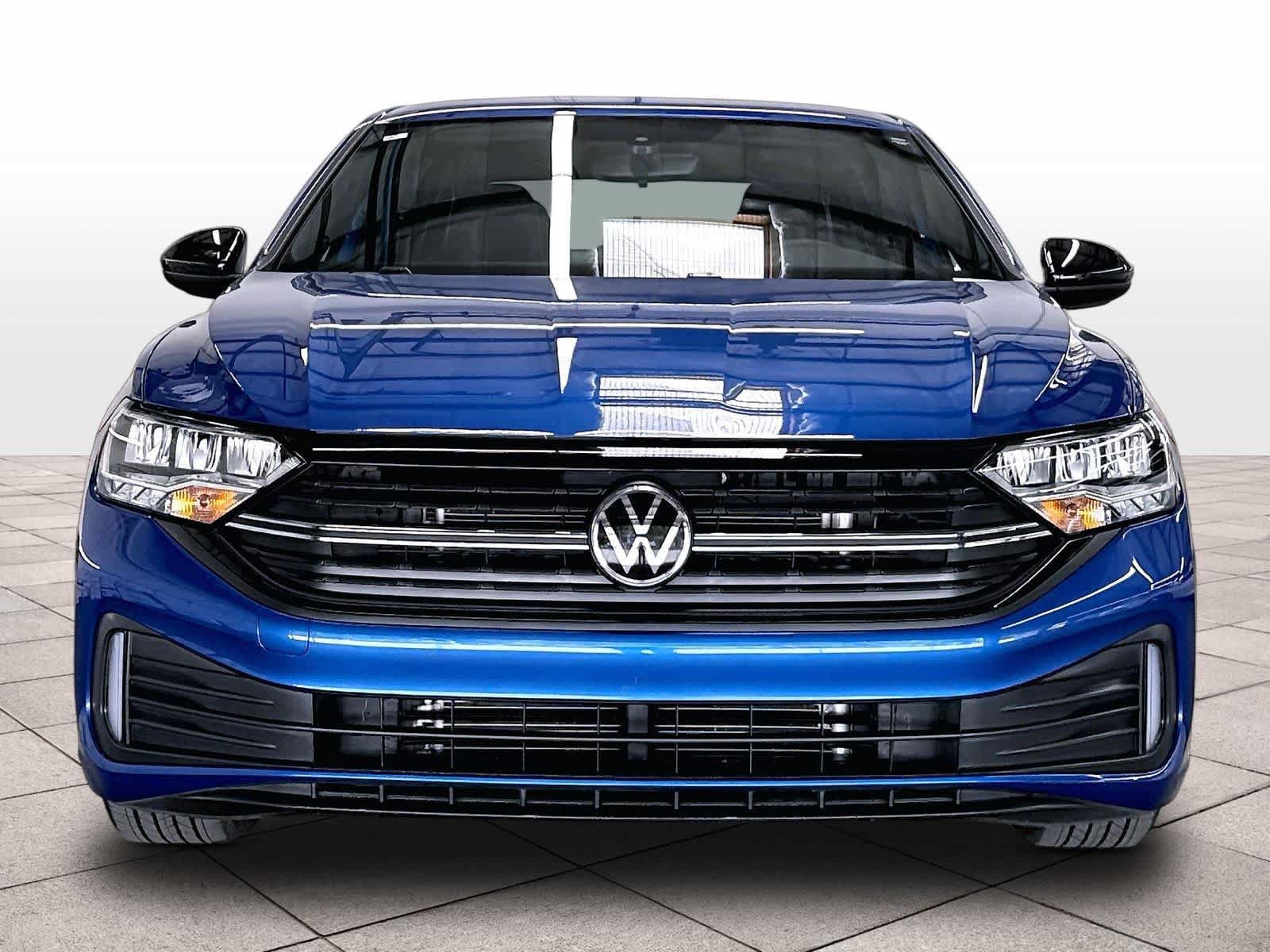 Used 2023 Volkswagen Jetta Sport FWD image 2