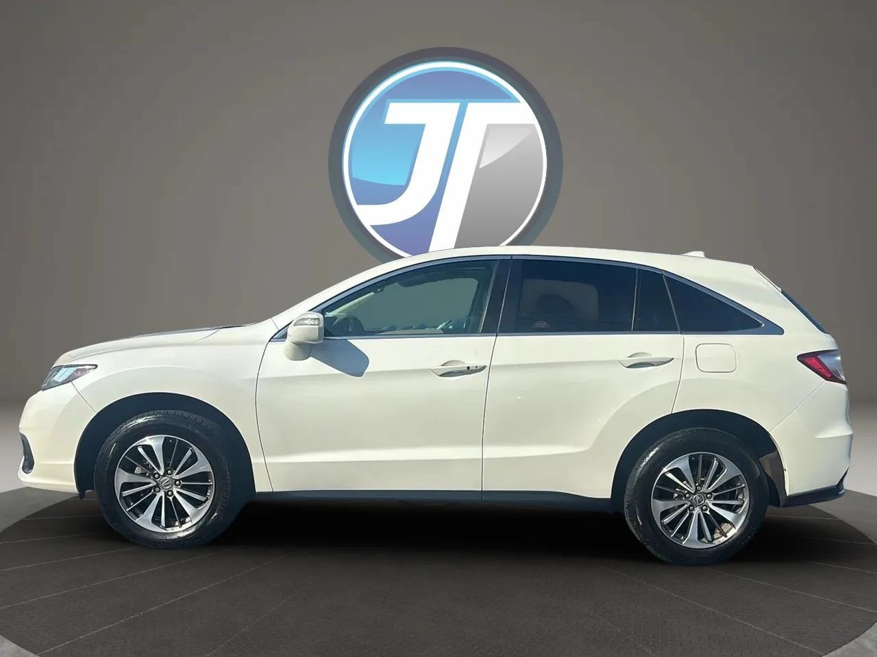 Used 2018 Acura RDX w/ Advance Package AWD/4WD image 18