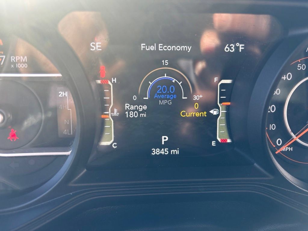 Used 2026 Jeep Wrangler Sport AWD/4WD image 22