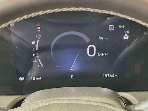 Used 2025 Buick Encore GX Preferred FWD image 19