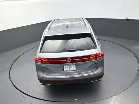 New 2026 Volkswagen Atlas SEL AWD/4WD image 18