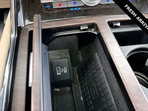 Used 2020 Lincoln Navigator Reserve w/ Equipment Group 208A Reserve AWD/4WD image 16