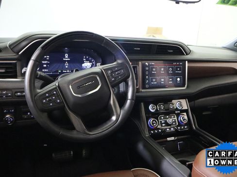 Used 2023 GMC Yukon XL Denali Ultimate AWD/4WD image 15