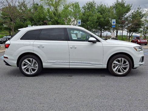 Used 2024 Audi Q7 3.0T Premium Plus AWD/4WD image 11
