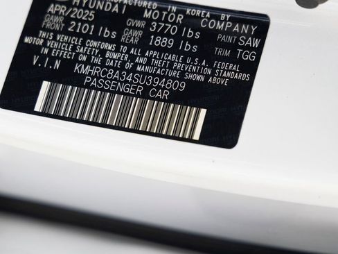 Used 2025 Hyundai Venue SEL FWD image 29
