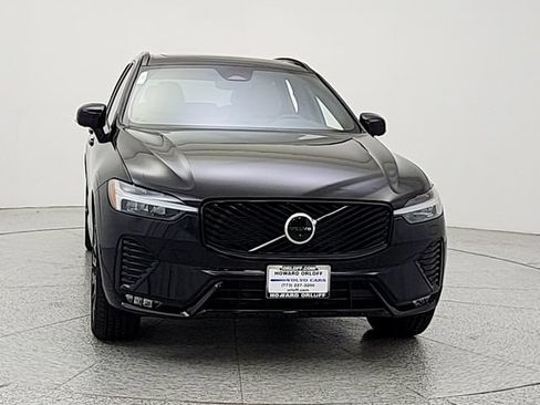 New 2027 Volvo XC60 B5 Plus AWD/4WD image 2