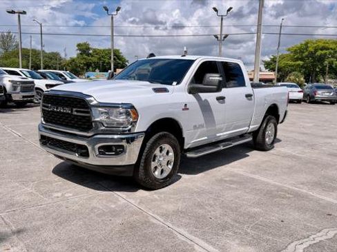 Used 2024 RAM 2500 Big Horn w/ Off Road Package AWD/4WD image 2