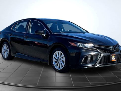 Used 2024 Toyota Camry SE FWD image 22