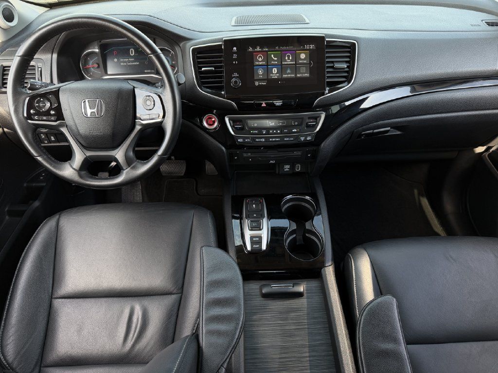 Used 2019 Honda Pilot Touring image 11