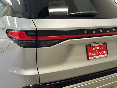 Used 2024 Lexus TX 500h AWD w/ Technology Package image 7