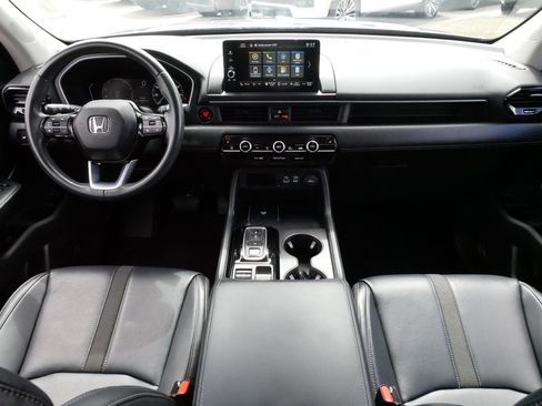 Used 2023 Honda Pilot EX-L image 10