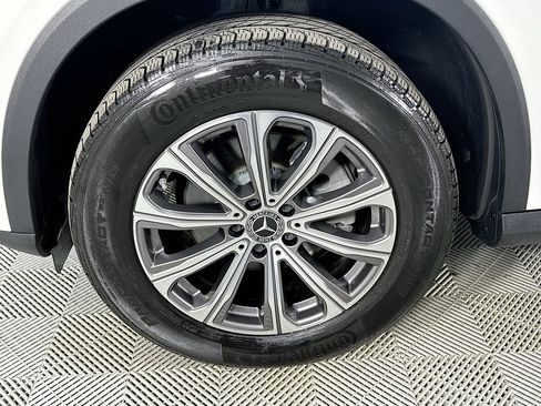 Certified 2023 Mercedes-Benz GLC 300 4MATIC image 29