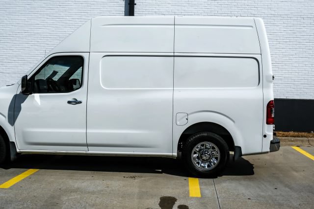 Used 2017 Nissan NV 3500 SL w/ Technology Package RWD image 18