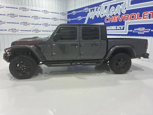 Used 2023 Jeep Gladiator Mojave w/ Cold Weather Group AWD/4WD image 3