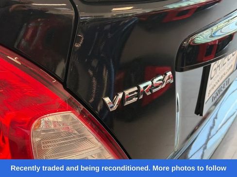 Used 2019 Nissan Versa SV FWD image 11