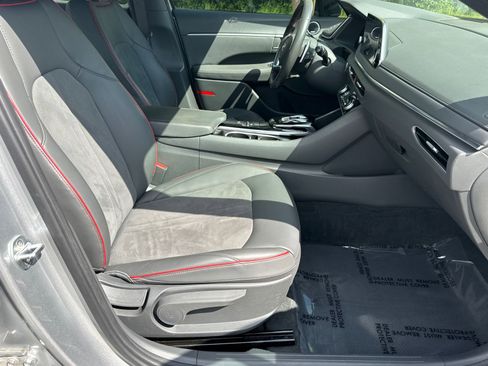 Used 2021 Hyundai Sonata SEL Plus w/ Tech Package image 13