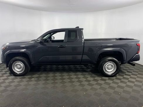 Used 2026 Toyota Tacoma SR AWD/4WD image 4