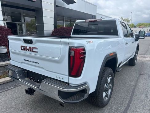 New 2026 GMC Sierra 3500 SLT AWD/4WD image 6