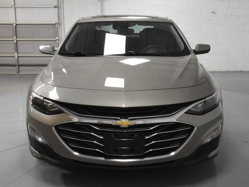 Used 2023 Chevrolet Malibu LT FWD image 4