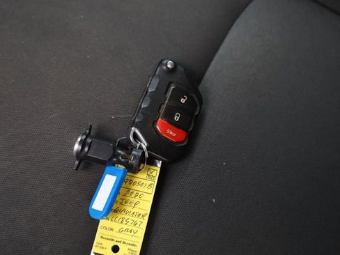 Used 2020 Jeep Gladiator Rubicon image 31