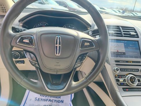 Used 2020 Lincoln MKZ Reserve image 14