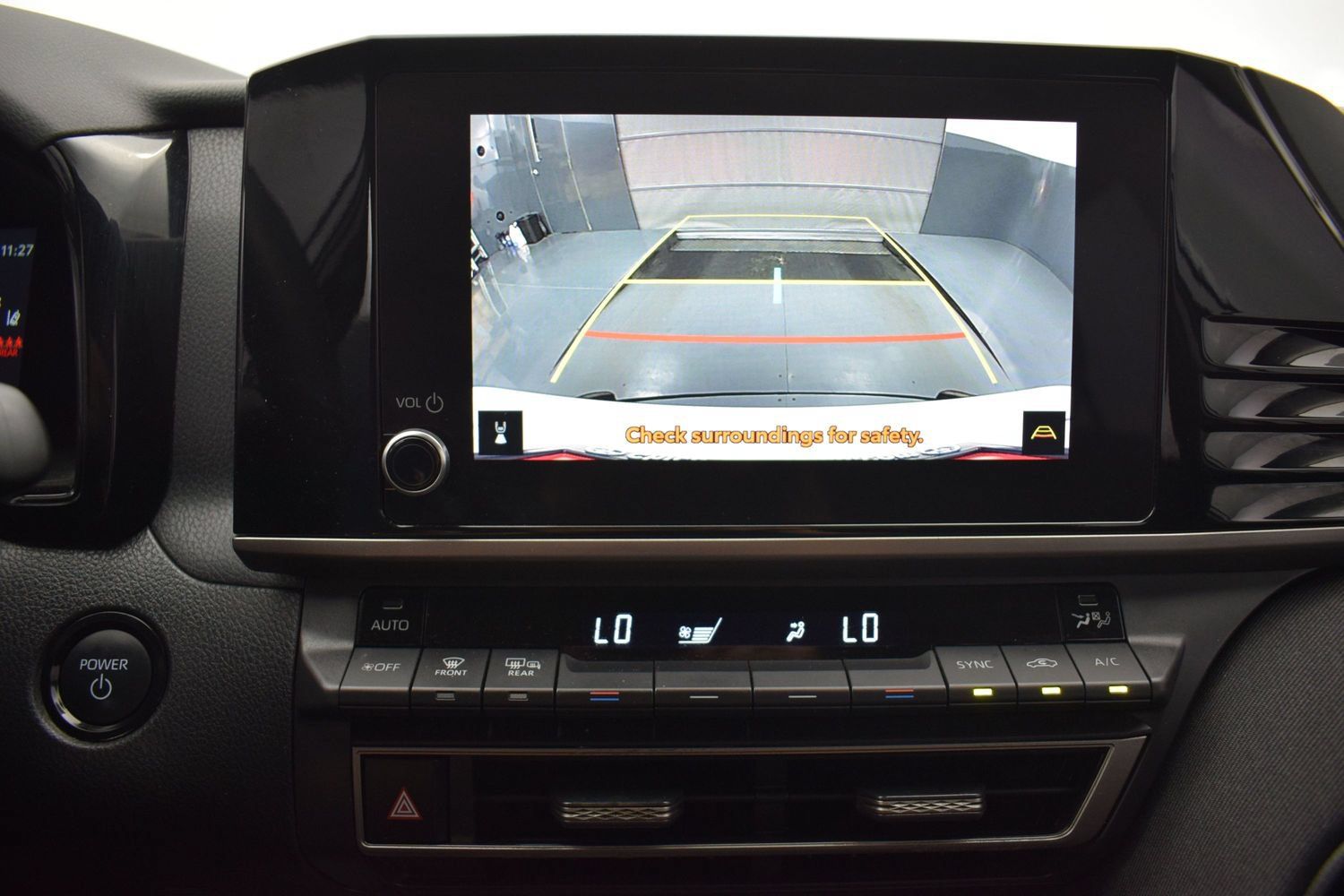 Used 2025 Toyota Camry LE w/ Convenience Package FWD image 16