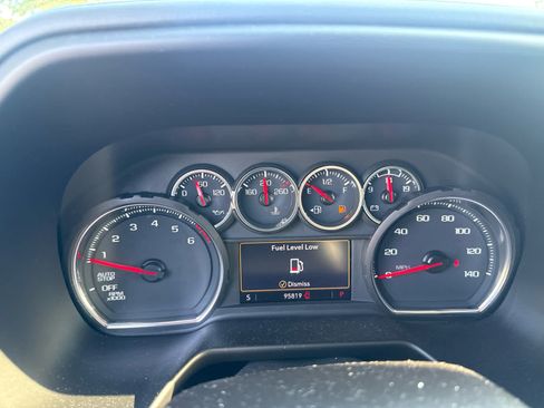 Used 2021 Chevrolet Tahoe RST w/ Luxury Package RWD image 7