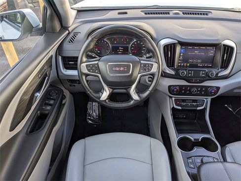 Used 2023 GMC Terrain SLT image 19