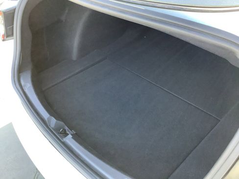 Used 2021 Tesla Model 3 Standard Range Plus RWD image 19
