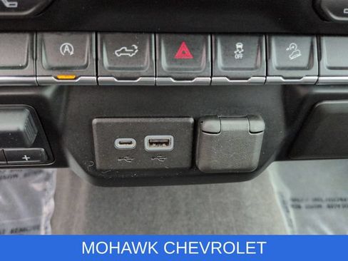 Used 2021 Chevrolet Silverado 1500 RST AWD/4WD image 42