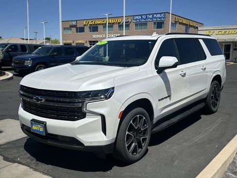 Used 2021 Chevrolet Suburban RST w/ Luxury Package AWD/4WD image 7