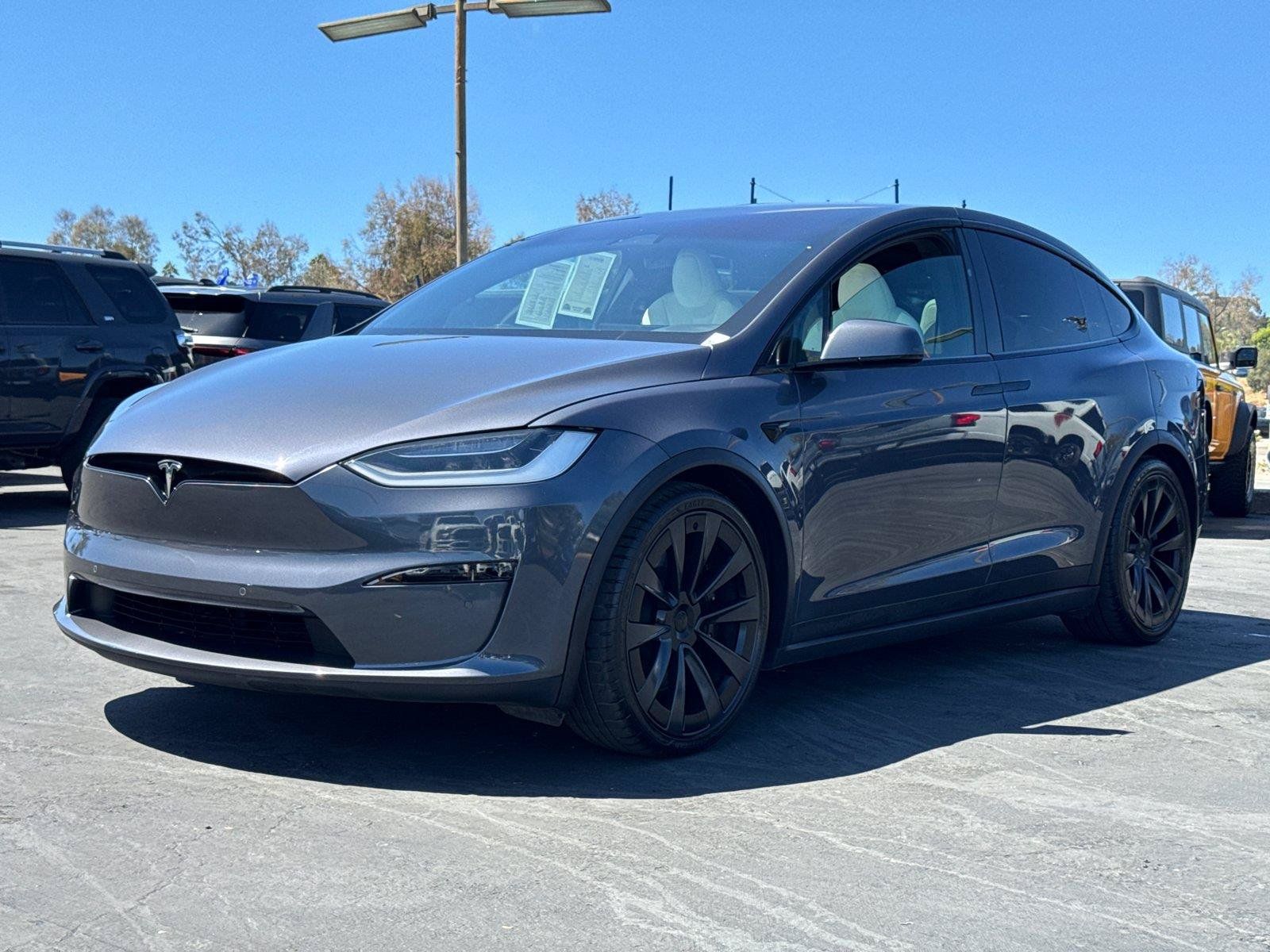 Used 2023 Tesla Model X AWD/4WD image 4