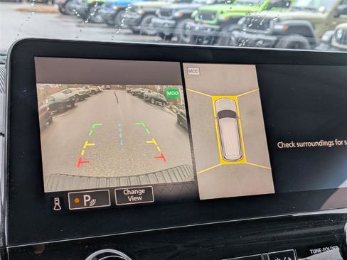 Used 2024 Nissan Armada SL w/ Captain's Chairs Package image 24