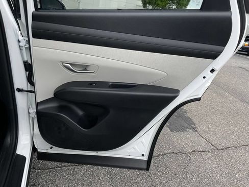 Used 2025 Hyundai Tucson SEL FWD image 32
