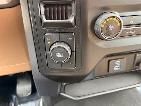 Used 2023 Ford F150 XLT image 20