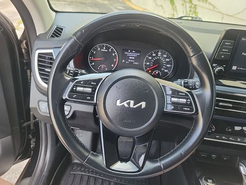 Used 2023 Kia Seltos S FWD image 24