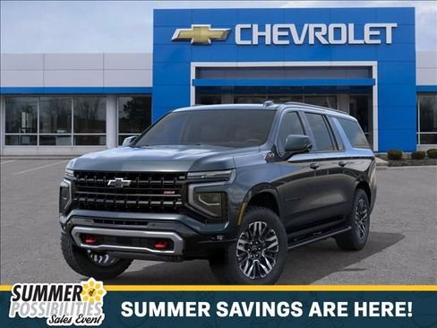 New 2026 Chevrolet Suburban Z71 w/ Comfort Package AWD/4WD image 6