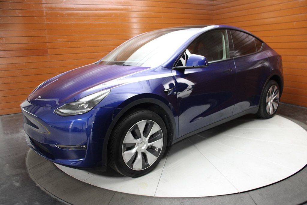 Used 2023 Tesla Model Y Long Range AWD/4WD image 50