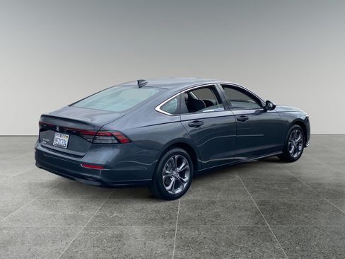 Used 2023 Honda Accord EX image 5