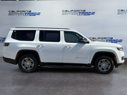 Used 2023 Jeep Wagoneer 2WD w/ Convenience Group I image 4