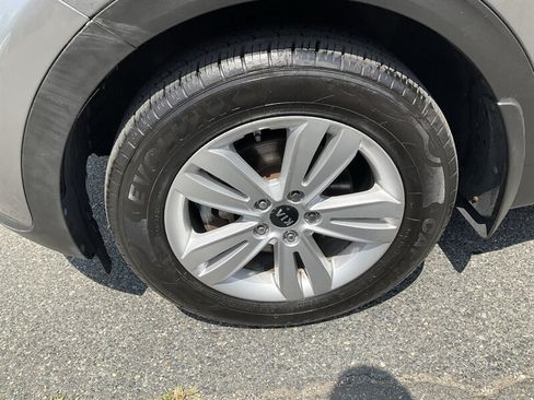Used 2018 Kia Sportage LX AWD/4WD image 9