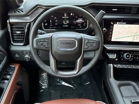 New 2026 GMC Sierra 2500 Denali Ultimate w/ Max Trailering Package image 16