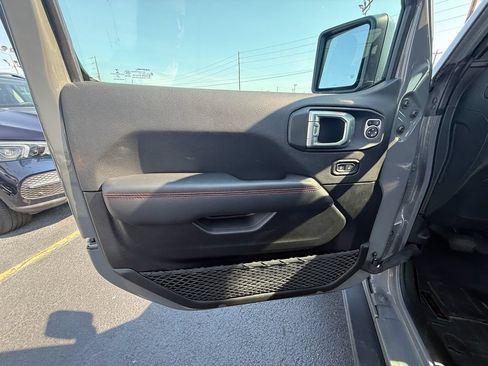 Used 2021 Jeep Wrangler Unlimited Rubicon AWD/4WD image 11