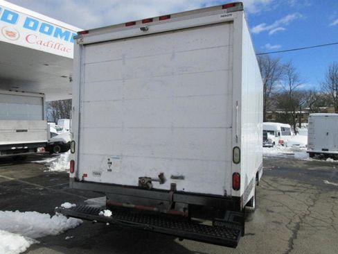 Used 2012 Ford E-350 and Econoline 350 Super Duty w/ PWR Locks & Windows Group RWD image 25